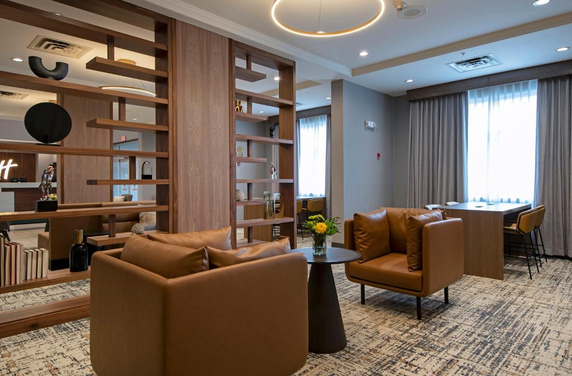 Holiday Inn Hotel And Suites-Kamloops By Ihg Buitenkant foto