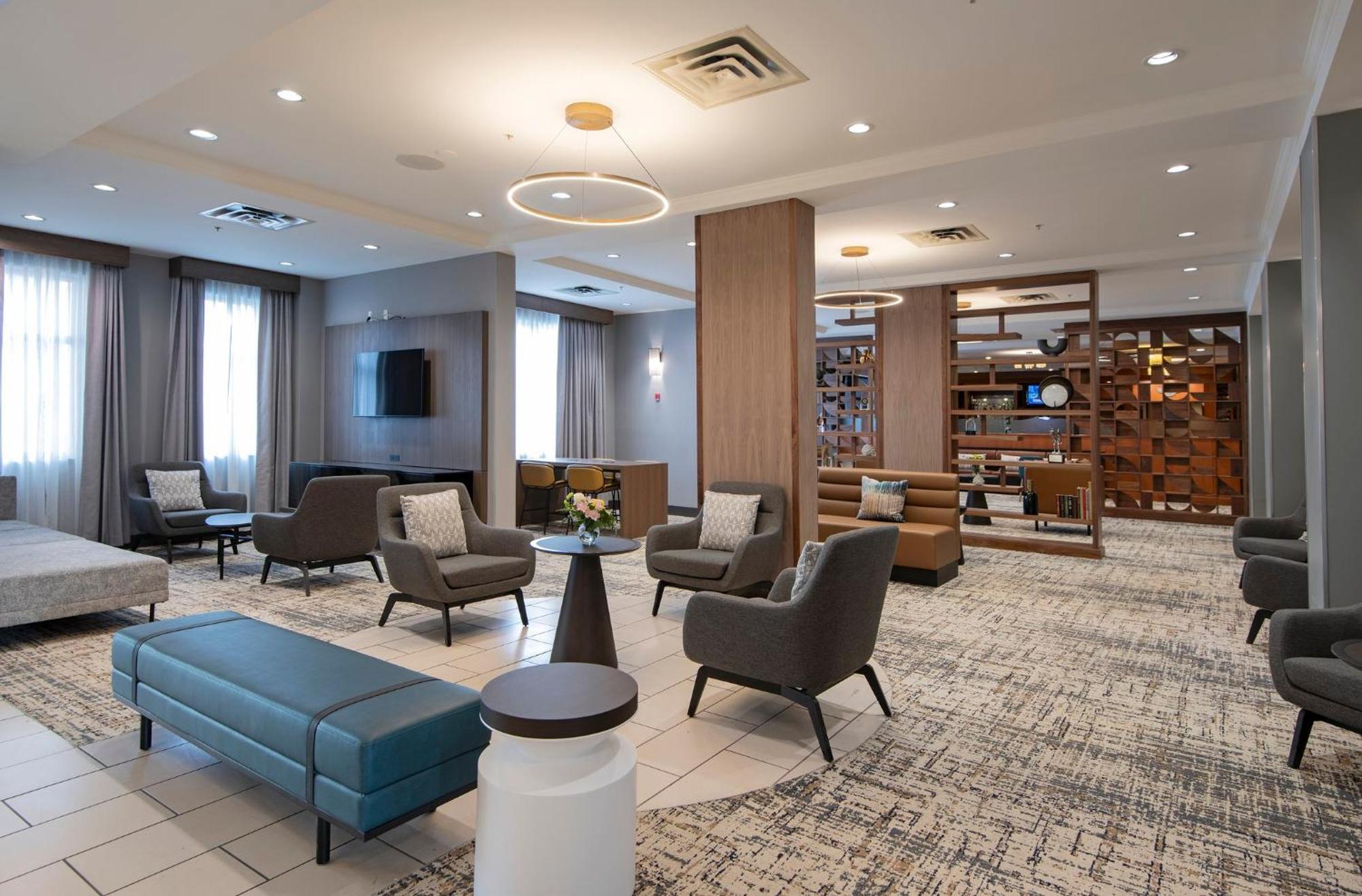 Holiday Inn Hotel And Suites-Kamloops By Ihg Buitenkant foto