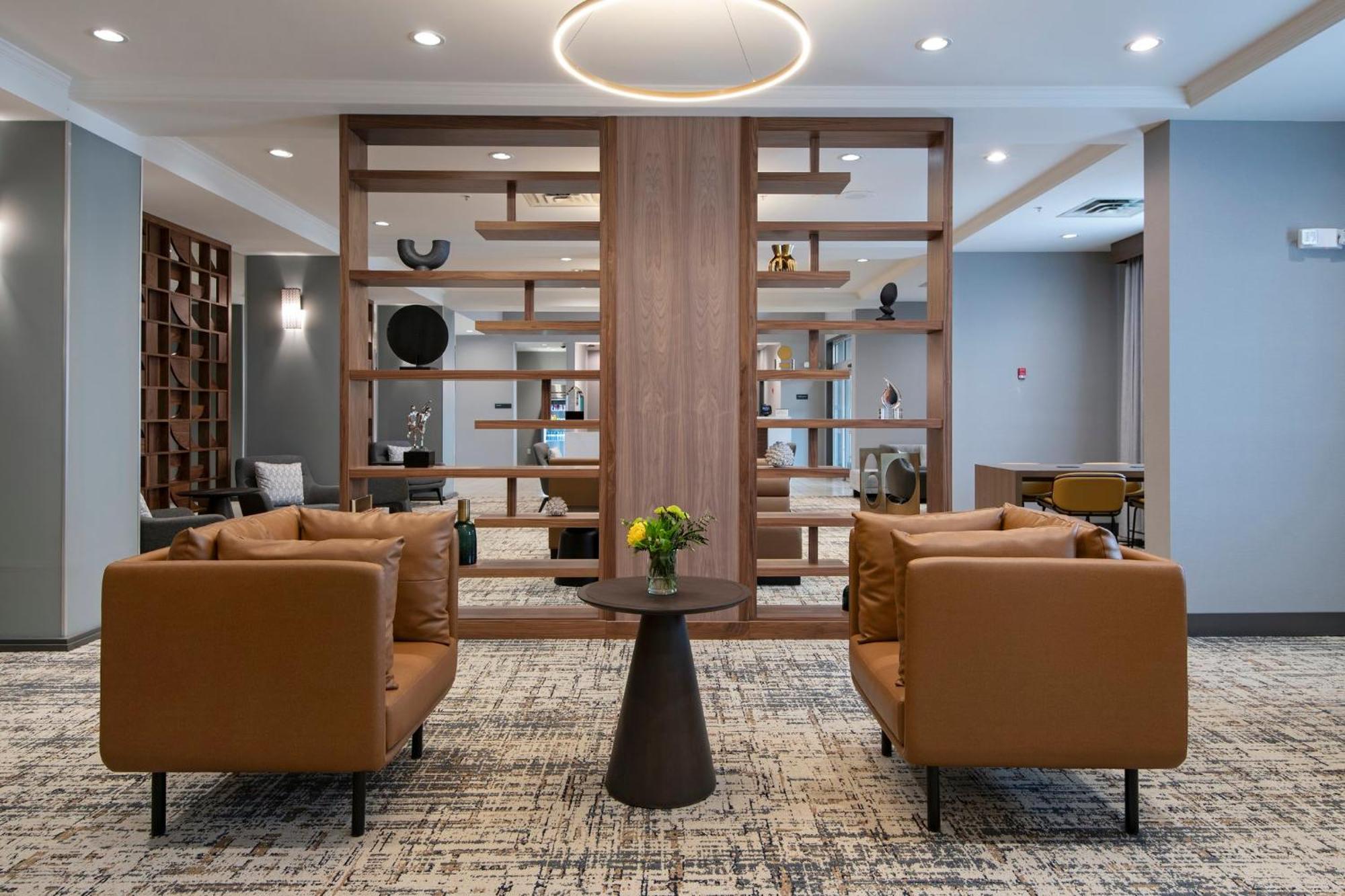 Holiday Inn Hotel And Suites-Kamloops By Ihg Buitenkant foto