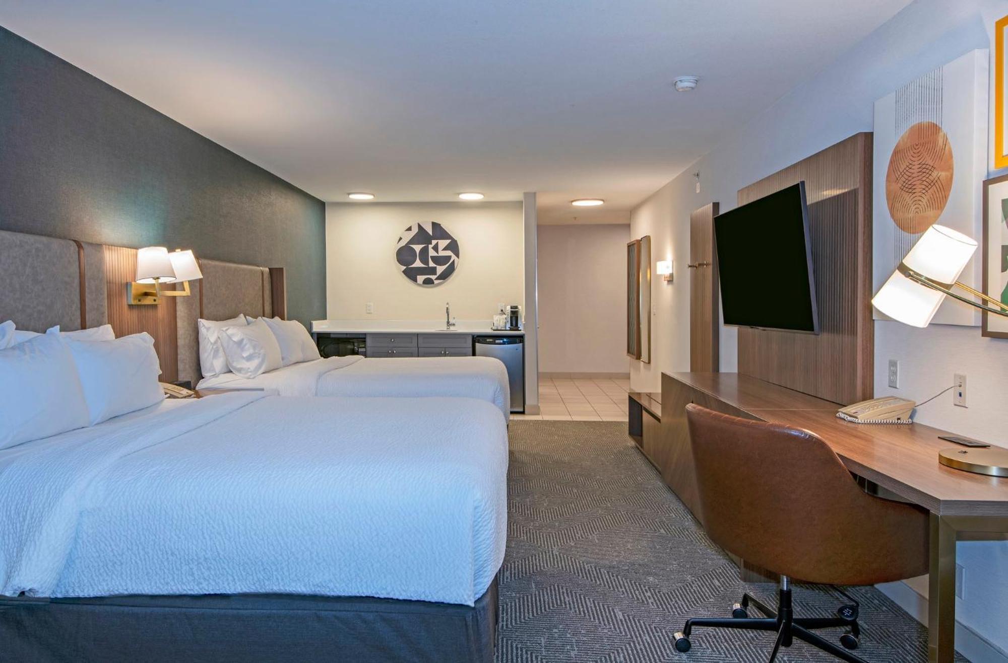 Holiday Inn Hotel And Suites-Kamloops By Ihg Buitenkant foto