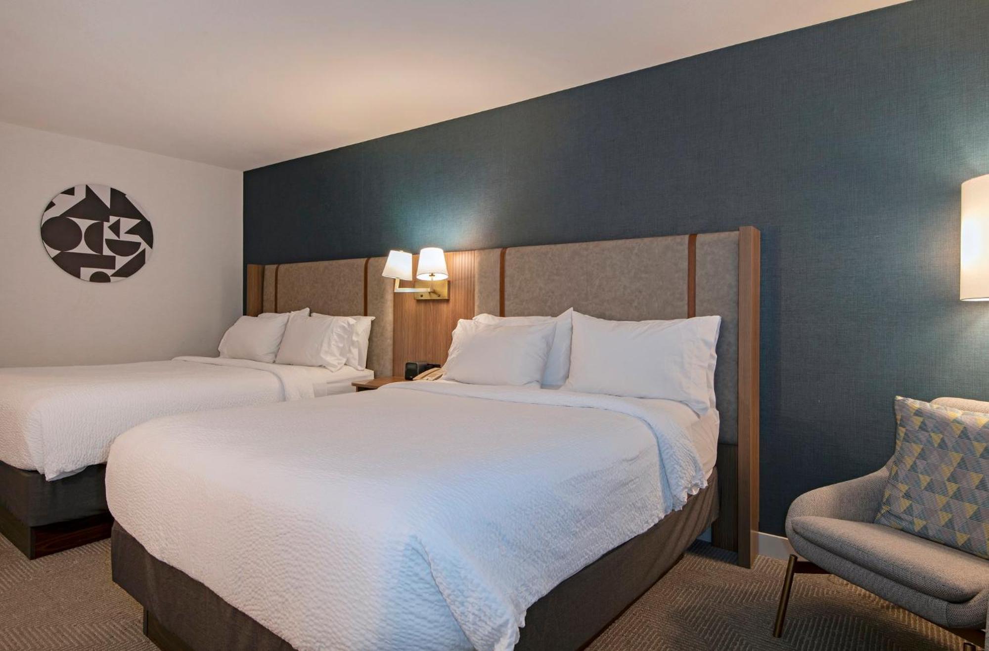 Holiday Inn Hotel And Suites-Kamloops By Ihg Buitenkant foto