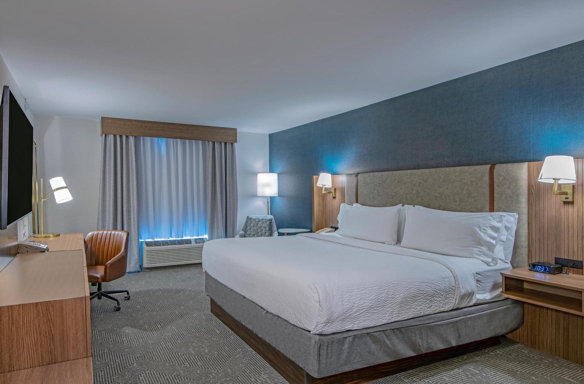 Holiday Inn Hotel And Suites-Kamloops By Ihg Buitenkant foto