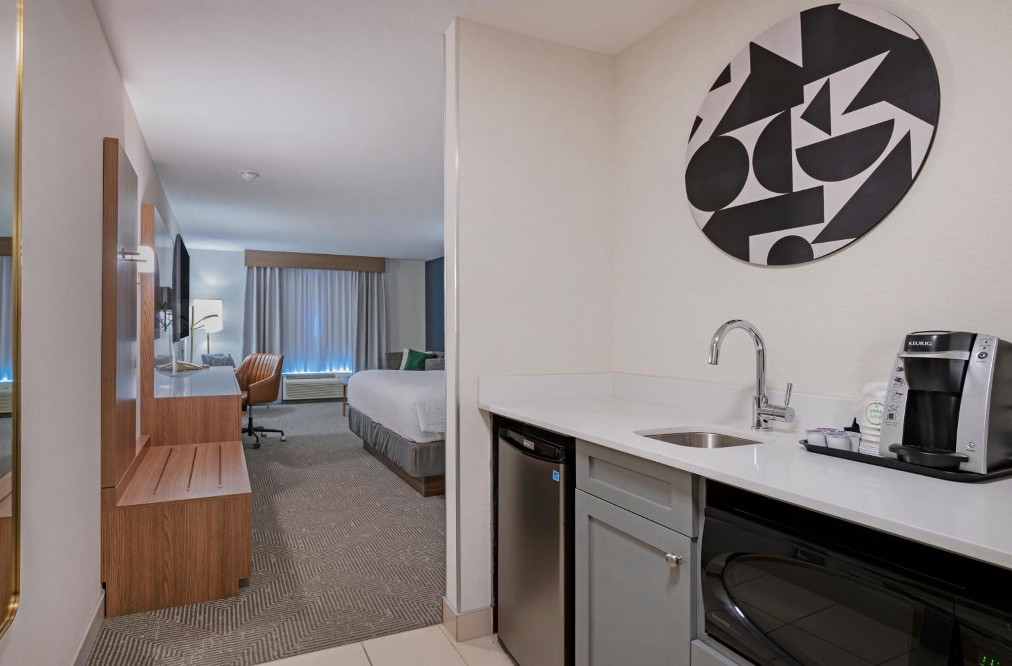 Holiday Inn Hotel And Suites-Kamloops By Ihg Buitenkant foto