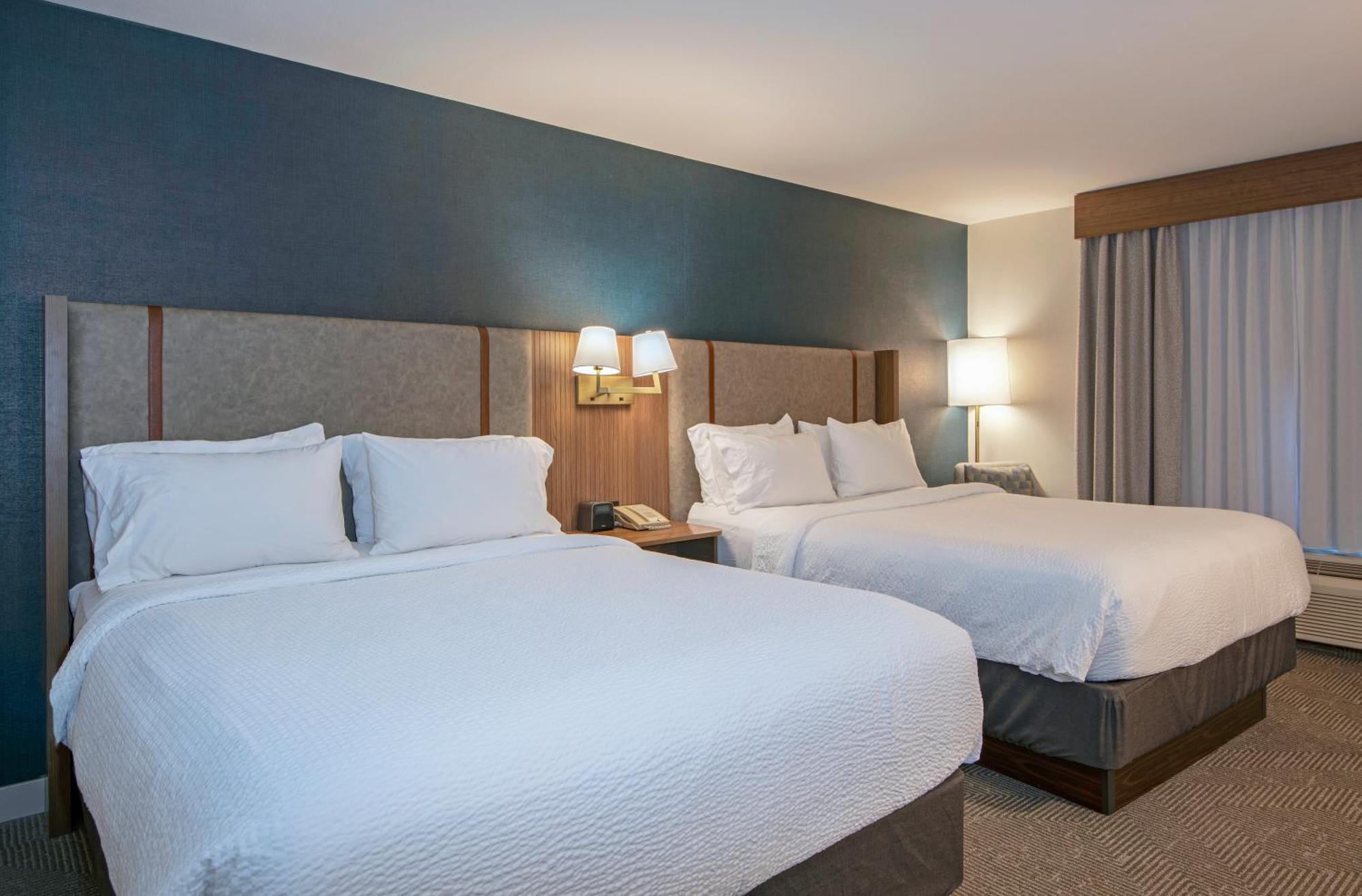 Holiday Inn Hotel And Suites-Kamloops By Ihg Buitenkant foto